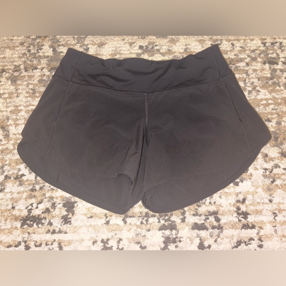 Black Womens Lululemon Speed-Up Shorts